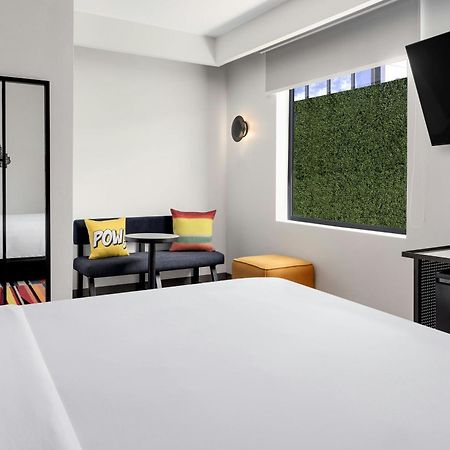 Hotel Aloft Santo Domingo Piantini Exterior foto