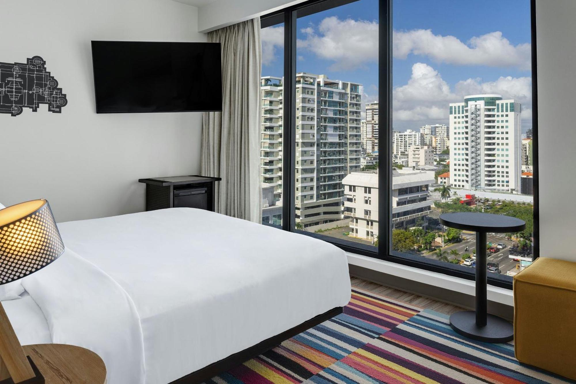 Hotel Aloft Santo Domingo Piantini Exterior foto